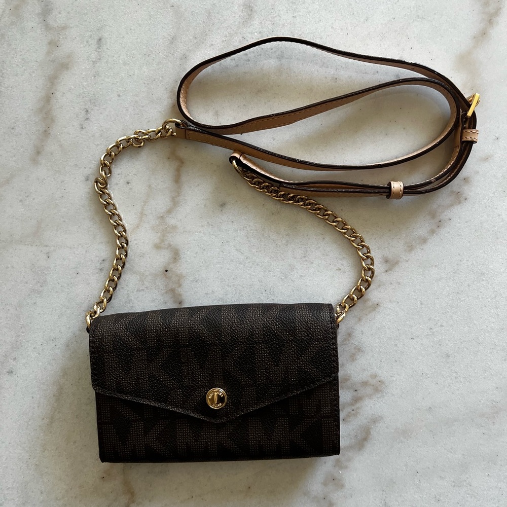 Michael Kors detachable wallet on chain purse